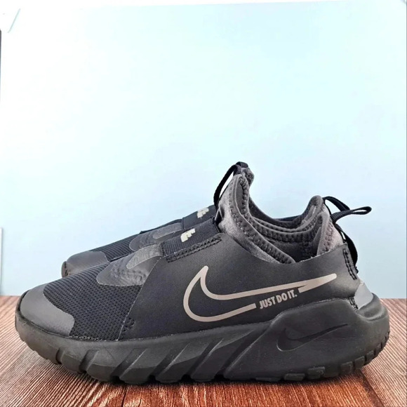 Nike Other - Nike GS Flex Runner 2, Kid's sz 4Y, Black/Flat Pewter-anthracite-photo Blue